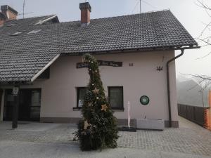 Defibrilator - Stara Fužina - Kulturni dom Stara Fužina